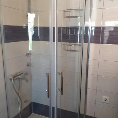 Nives Smokvica (Korcula)