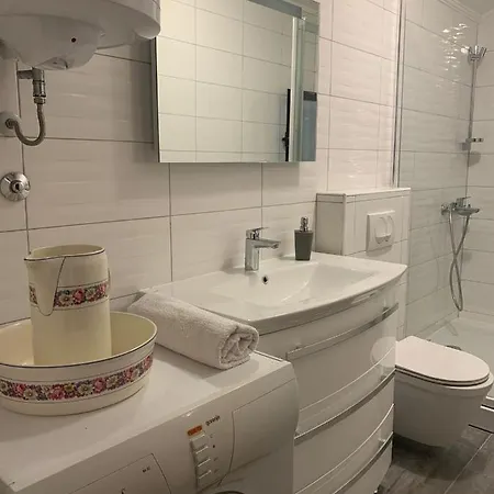 Nives Smokvica (Korcula)